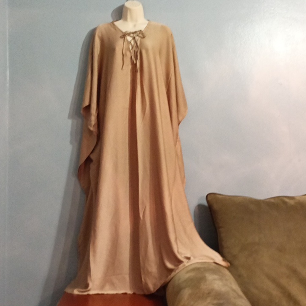 Champagne women's batwing maxi dress lace up front size 2x - Picture 9 of 17